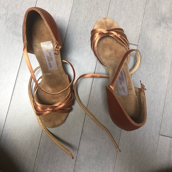 Aida Latin Dance Shoes - Picture 2 of 4